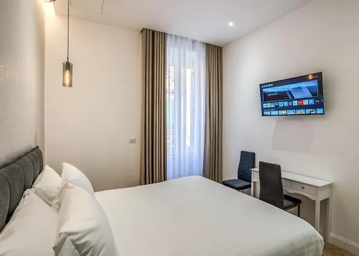 Vatican Eagle Guest house 4*