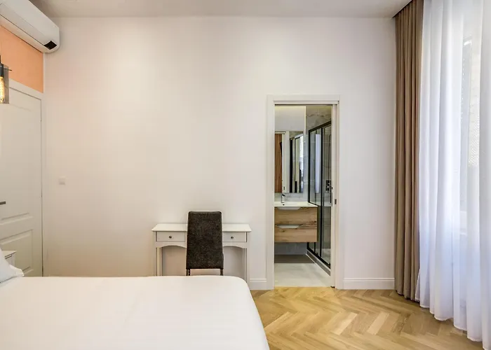 Vatican Eagle Guest house Rome