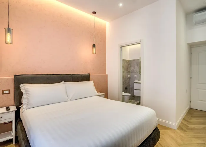 Vatican Eagle Guest house 4*