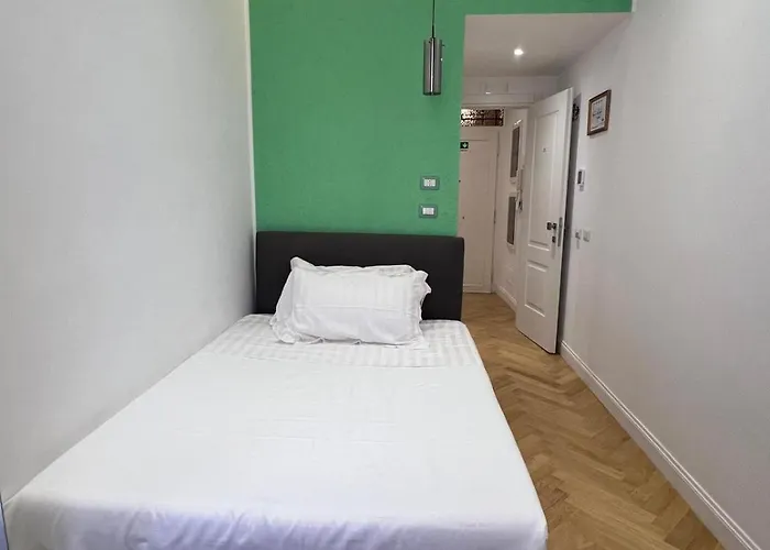 Vatican Eagle Guest house 4*