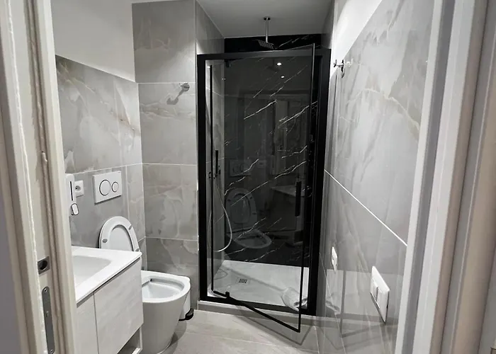 Vatican Eagle Guest house 4*