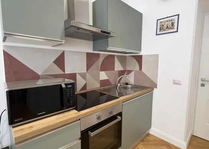 Vatican Eagle Guest house 4*
